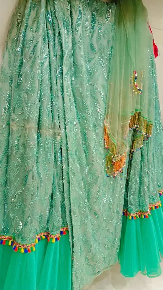 لباس محلی|لباس|بوشهر, |دیوار