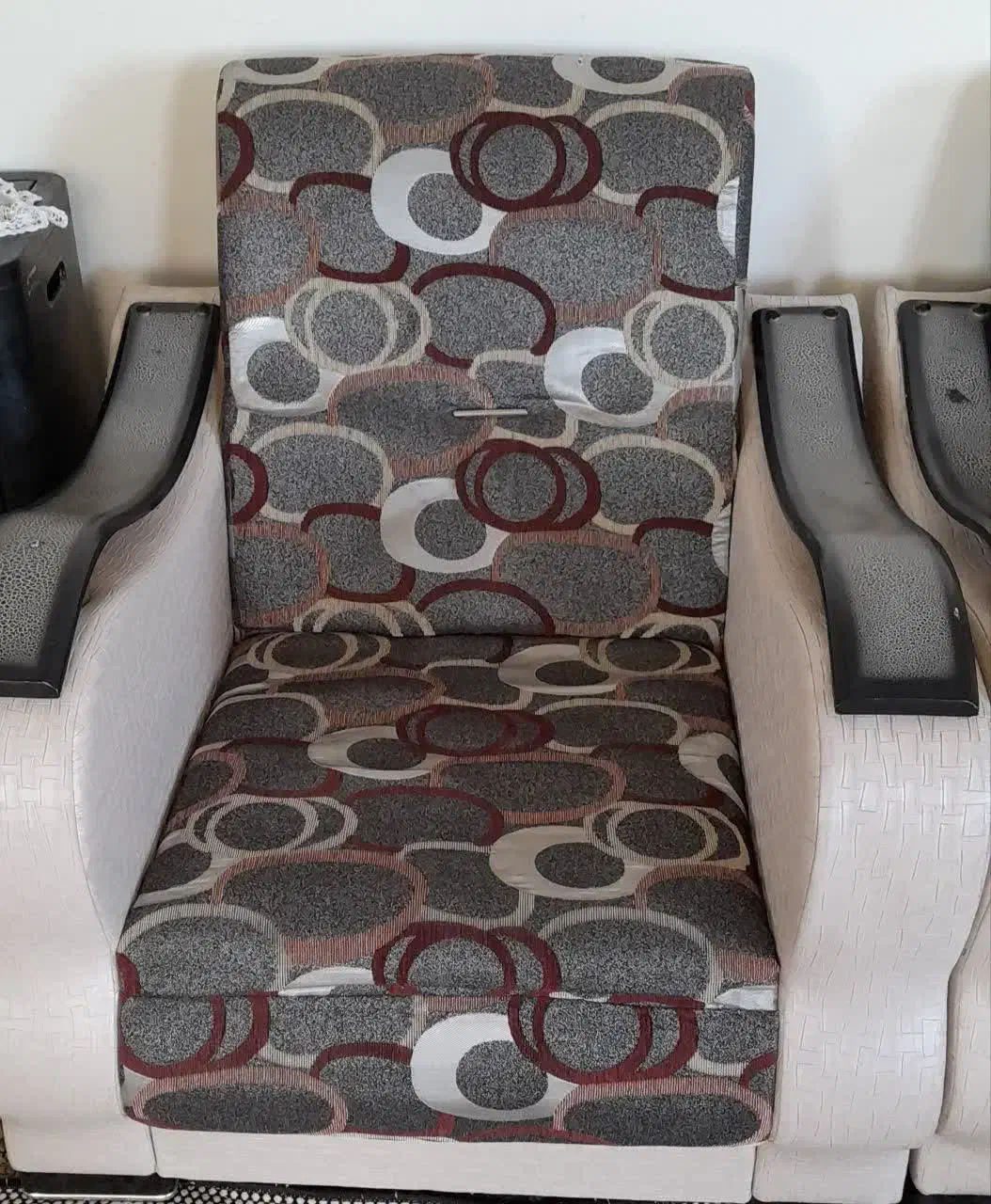 مبلمان|مبلمان خانگی و میز عسلی|طرقبه, |دیوار