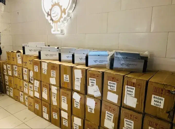 ماینر m61،m61s|قطعات و لوازم جانبی رایانه|باقرشهر, |دیوار