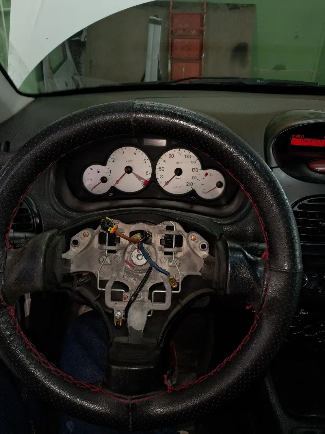 داشبورد ۲۰۶ در حد آک|قطعات یدکی و لوازم جانبی|مشهد, کوشش|دیوار