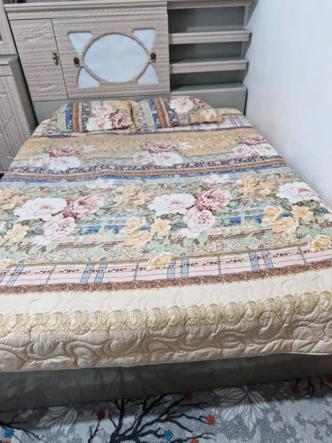 تخت باکس دار دارای نورمخفی|تخت و سرویس خواب|زابل, |دیوار