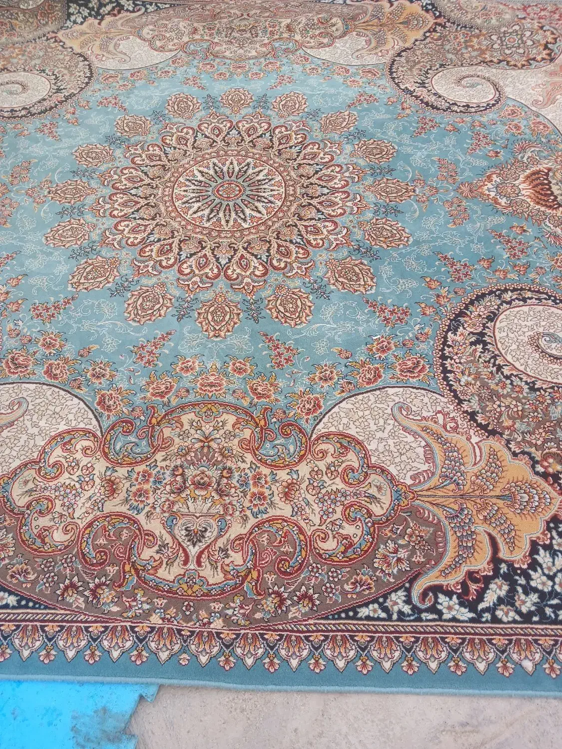 فیروزه ای|فرش|سبزوار, شرق کال میانی|دیوار