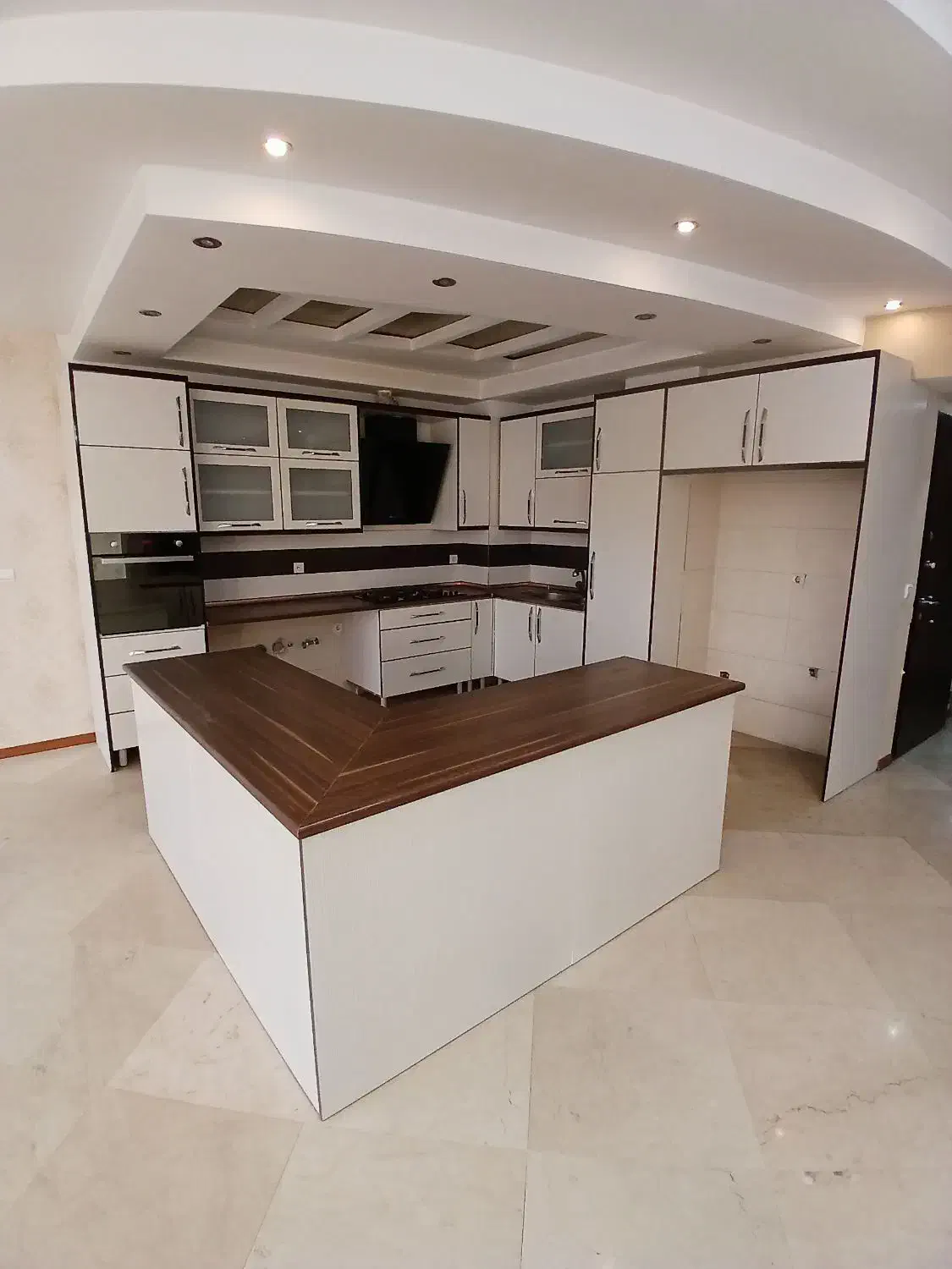 آپارتمان ۱۶۰ متر ۳ خوابه (تاپ لوکیشن زوج) p2 سندی