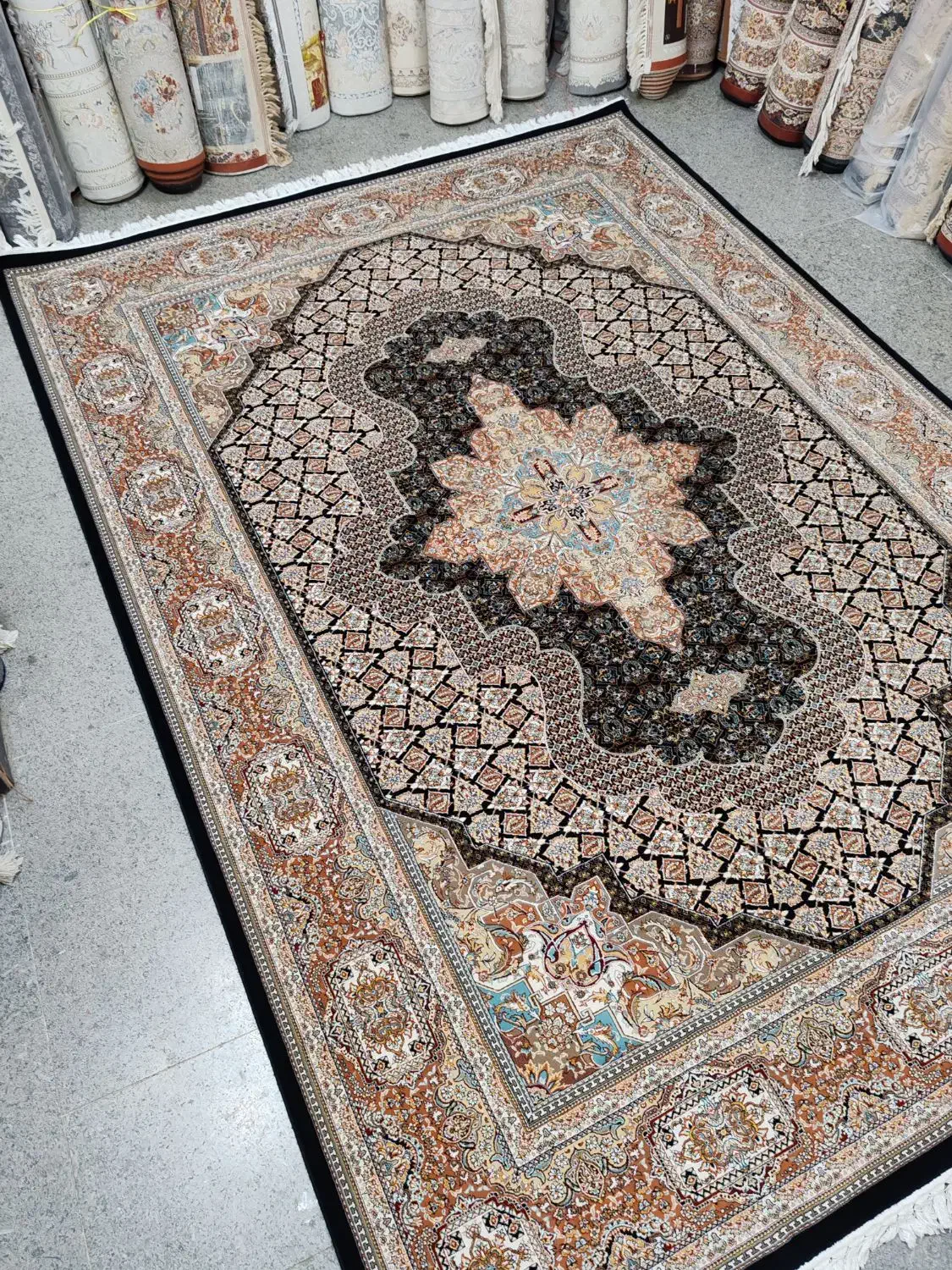 2تخته فرش 9متری 700 شانه سورمه ای آرتین|فرش|قم, نیروگاه|دیوار