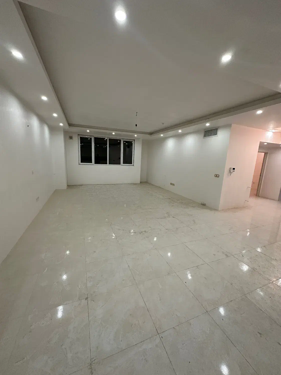 فروش آپارتمان شهرک بعثت ۱۱۷ متر رو به آفتاب|فروش آپارتمان|مشکیندشت, |دیوار