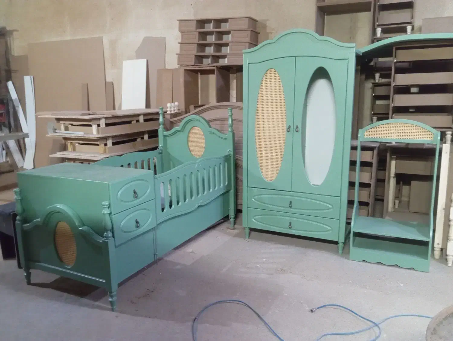 تخت سرویس|تخت و سرویس خواب|تبریز, |دیوار