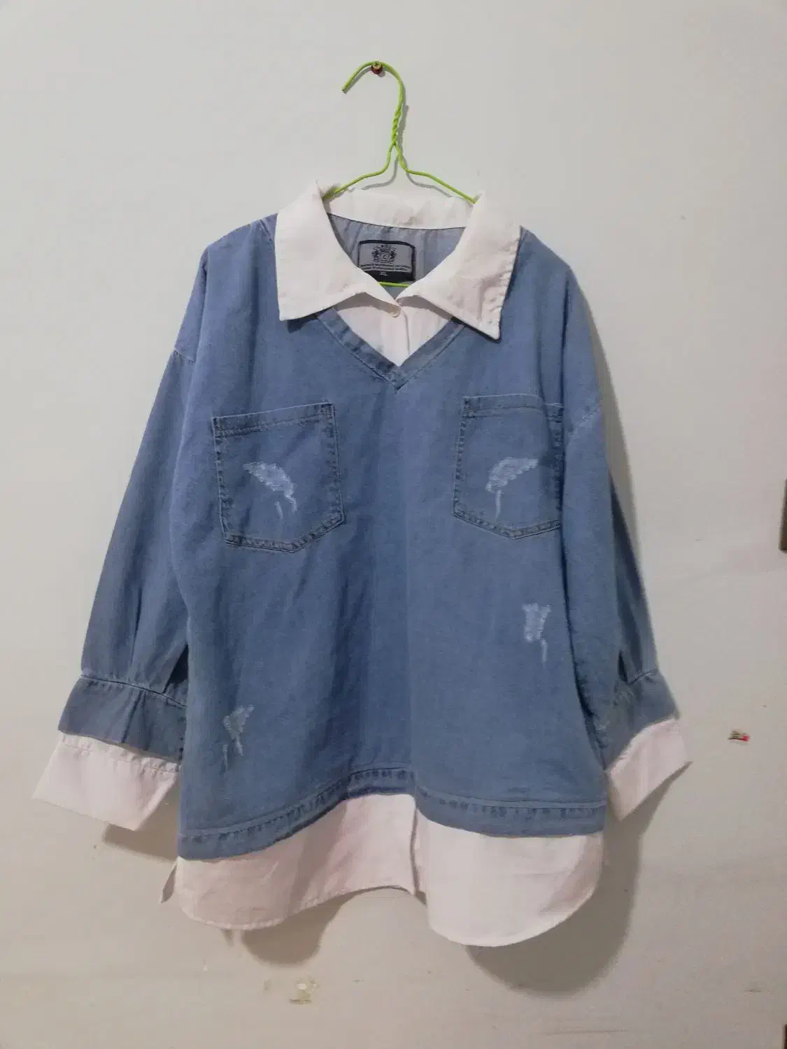 مانتوجین|لباس|گنبد کاووس, |دیوار