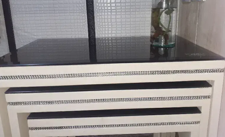 عسلی|مبلمان خانگی و میز عسلی|خرمآباد, |دیوار