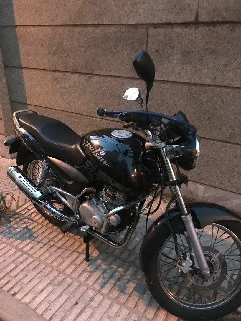 پالس پولسار۸۴|موتورسیکلت|تهران, استقلال|دیوار