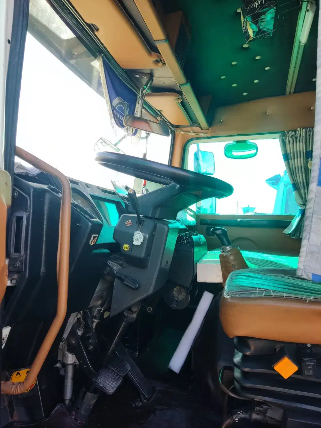 بادیسان ۸تن مدل ۸۷|خودرو سنگین|میانه, |دیوار