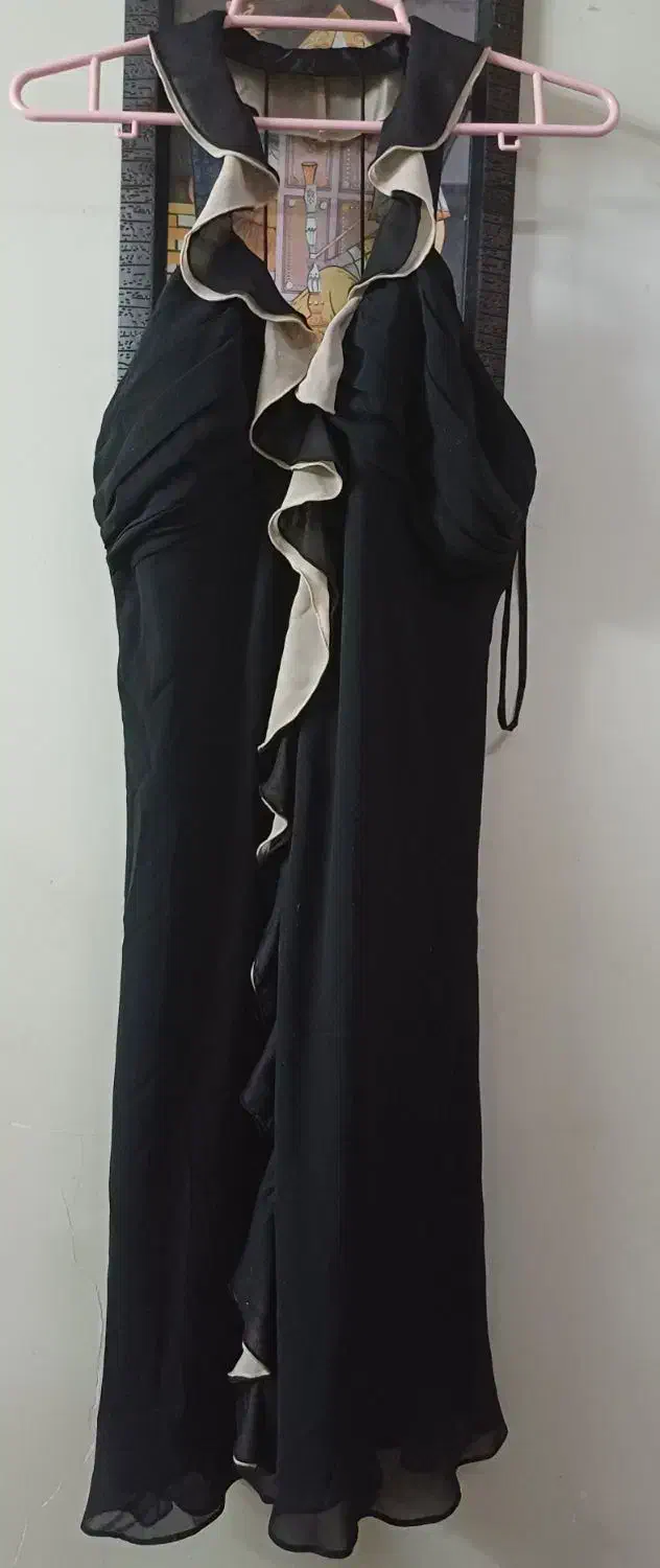 لباس مجلسی زنانه|لباس|شیراز, پانصد دستگاه ارتش|دیوار