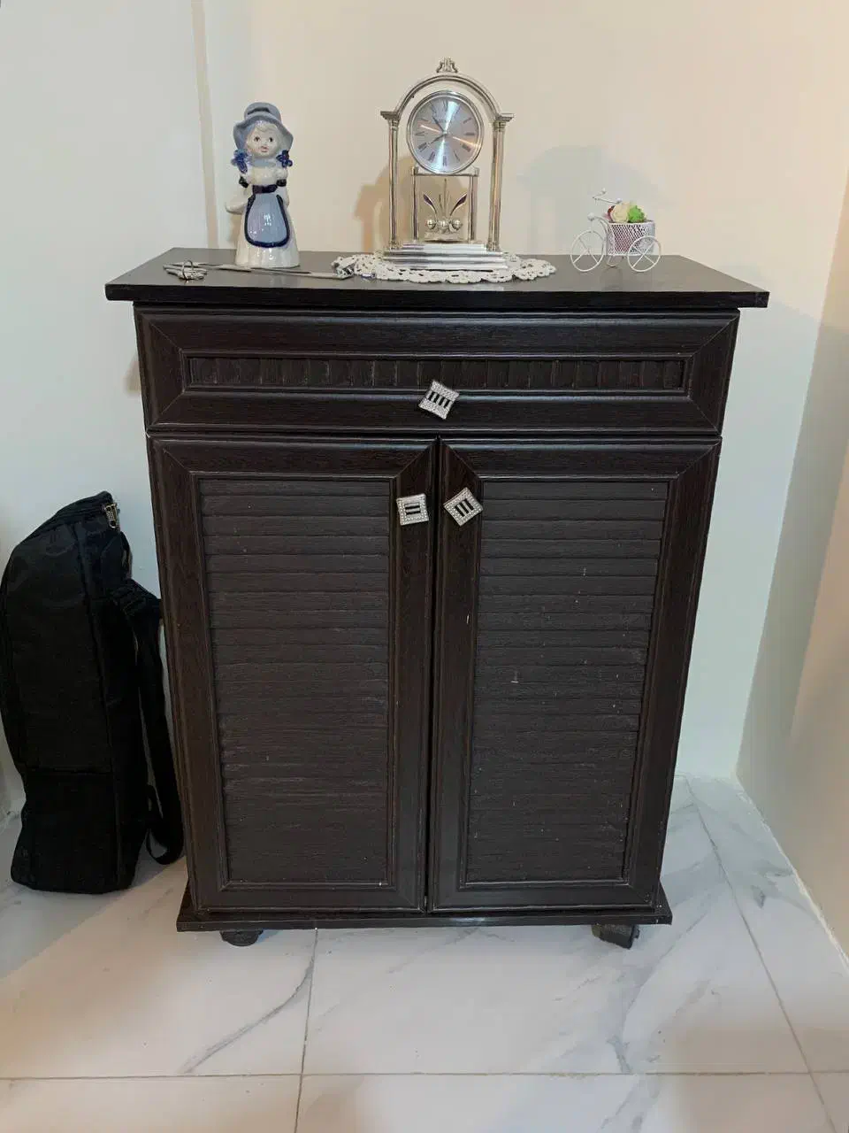 جاکفشی|جاکفشی، کمد، دراور|نهاوند, |دیوار