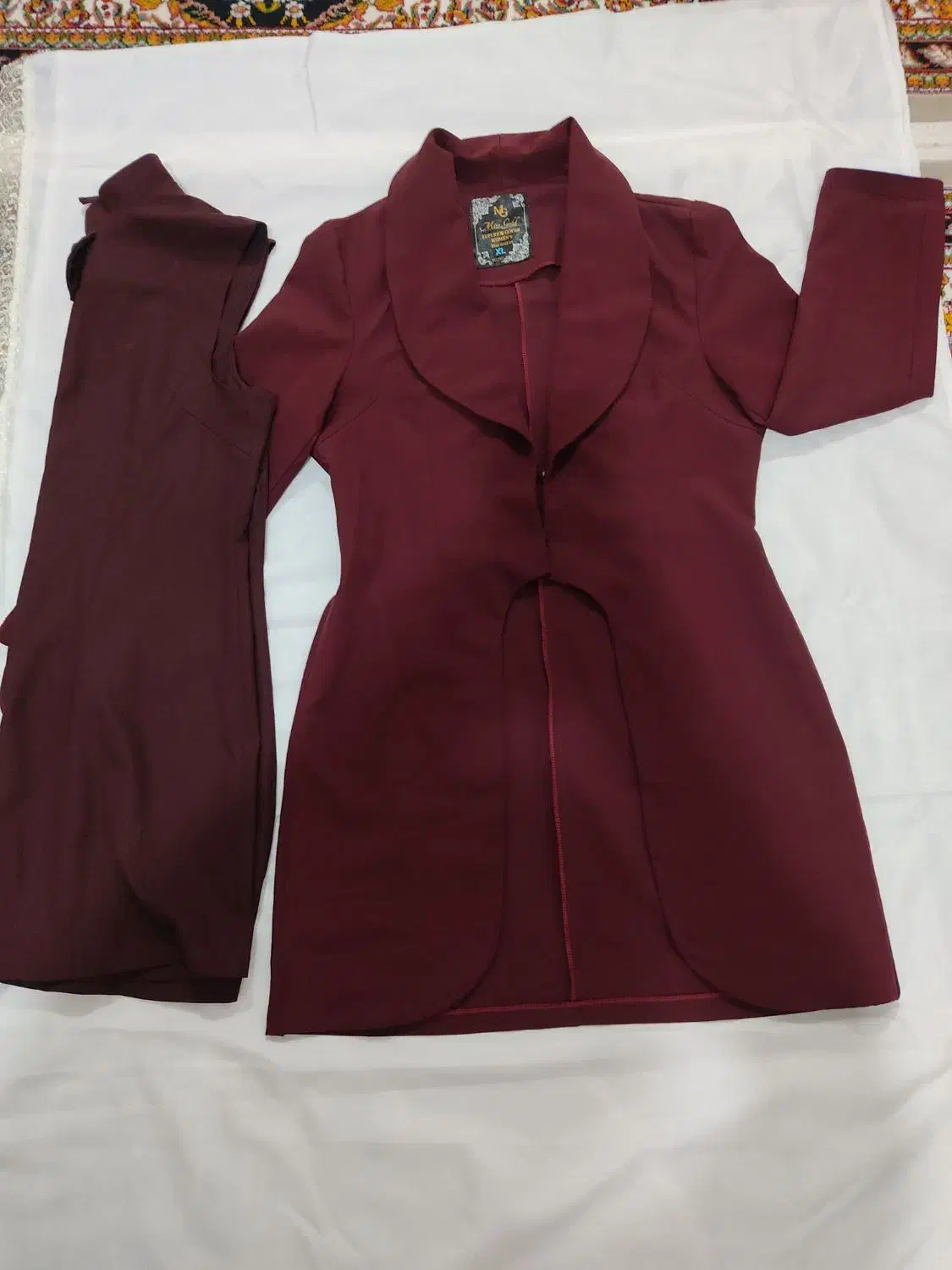 مانتو|لباس|پرند, فاز ۶|دیوار