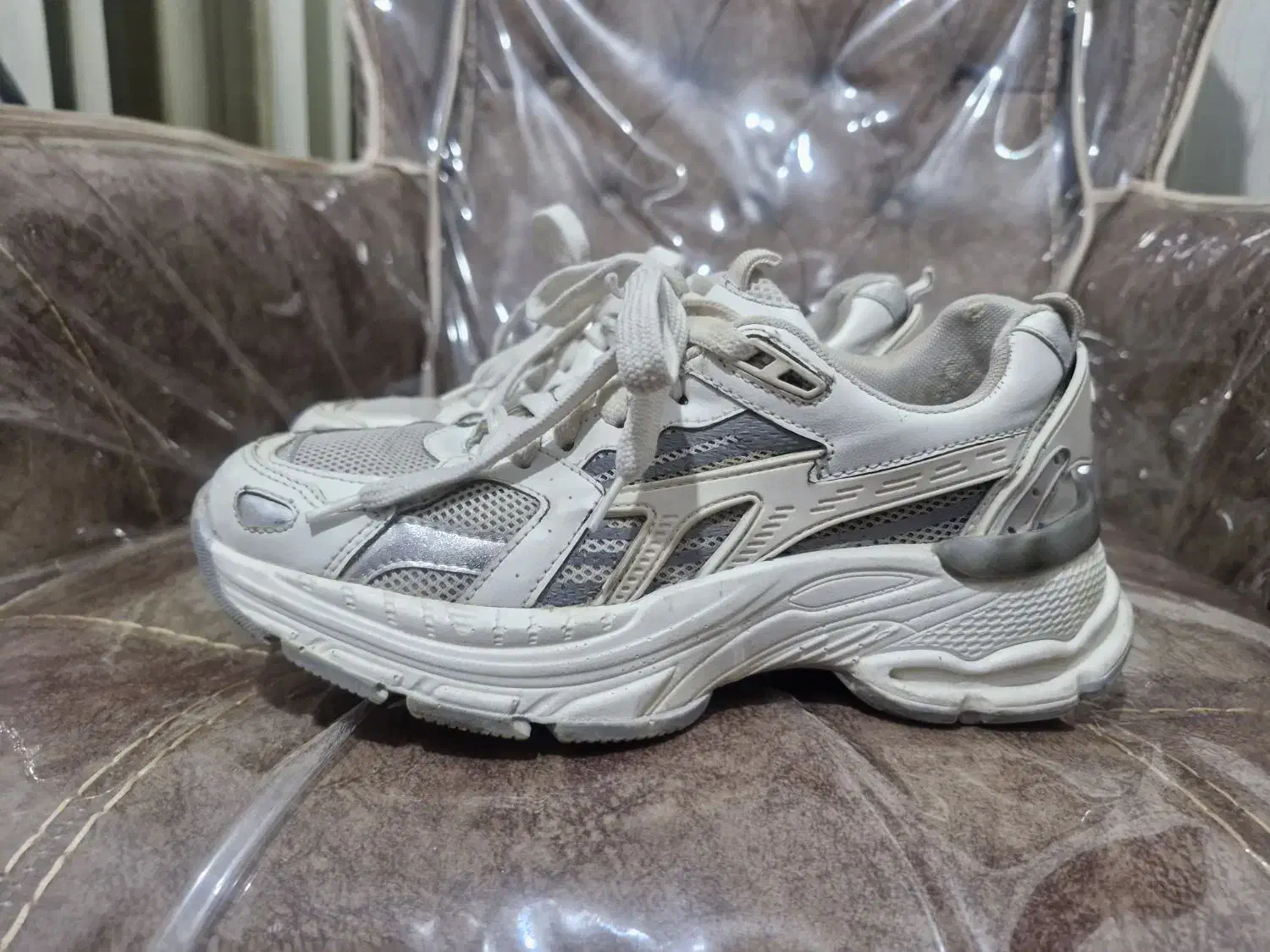 کفش|کیف، کفش، کمربند|مرودشت, دولت آباد|دیوار