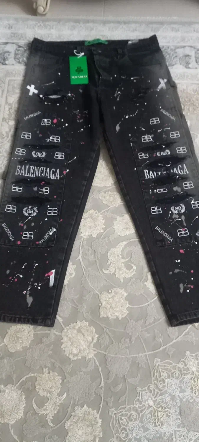 شلوار بگ و جاگر|لباس|اندیشه, اندیشه فاز ۲|دیوار