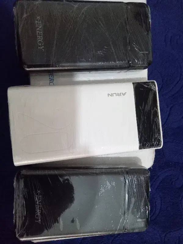 پاوربانک ۱۰۰۰۰ و۲۰۰۰۰|لوازم جانبی موبایل و تبلت|همدان, |دیوار