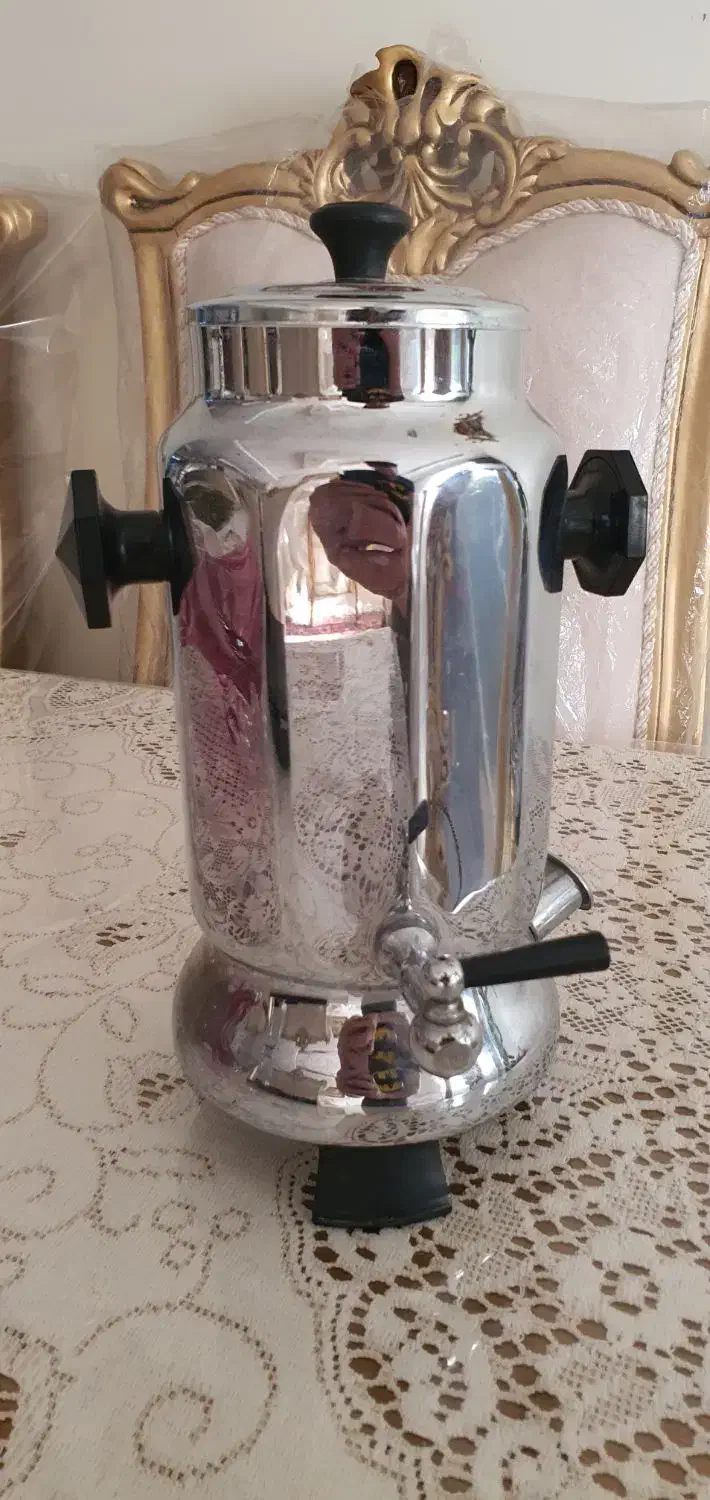 سماور‌برقی روسی آنتیک|سماور، چای‌ساز، قهوه‌ساز|تبریز, |دیوار