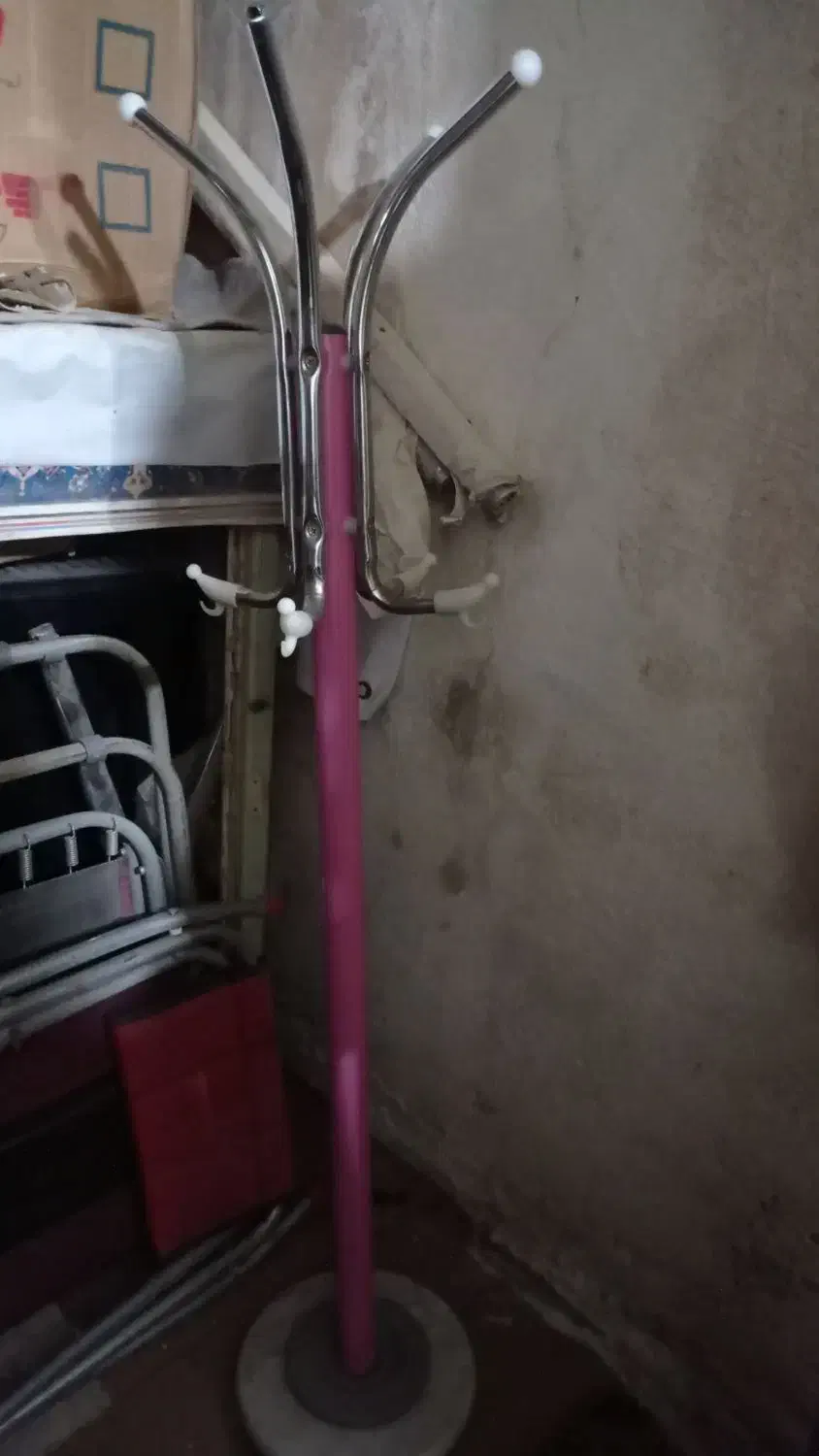 آویز لباس|بندرخت و رخت‌آویز|اهواز, کیان اباد|دیوار