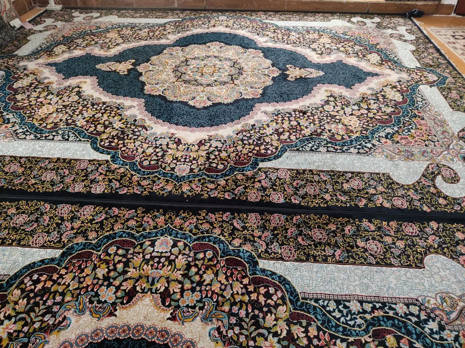 جفت فرش ۱۲ متری|فرش|فشاپویه, |دیوار