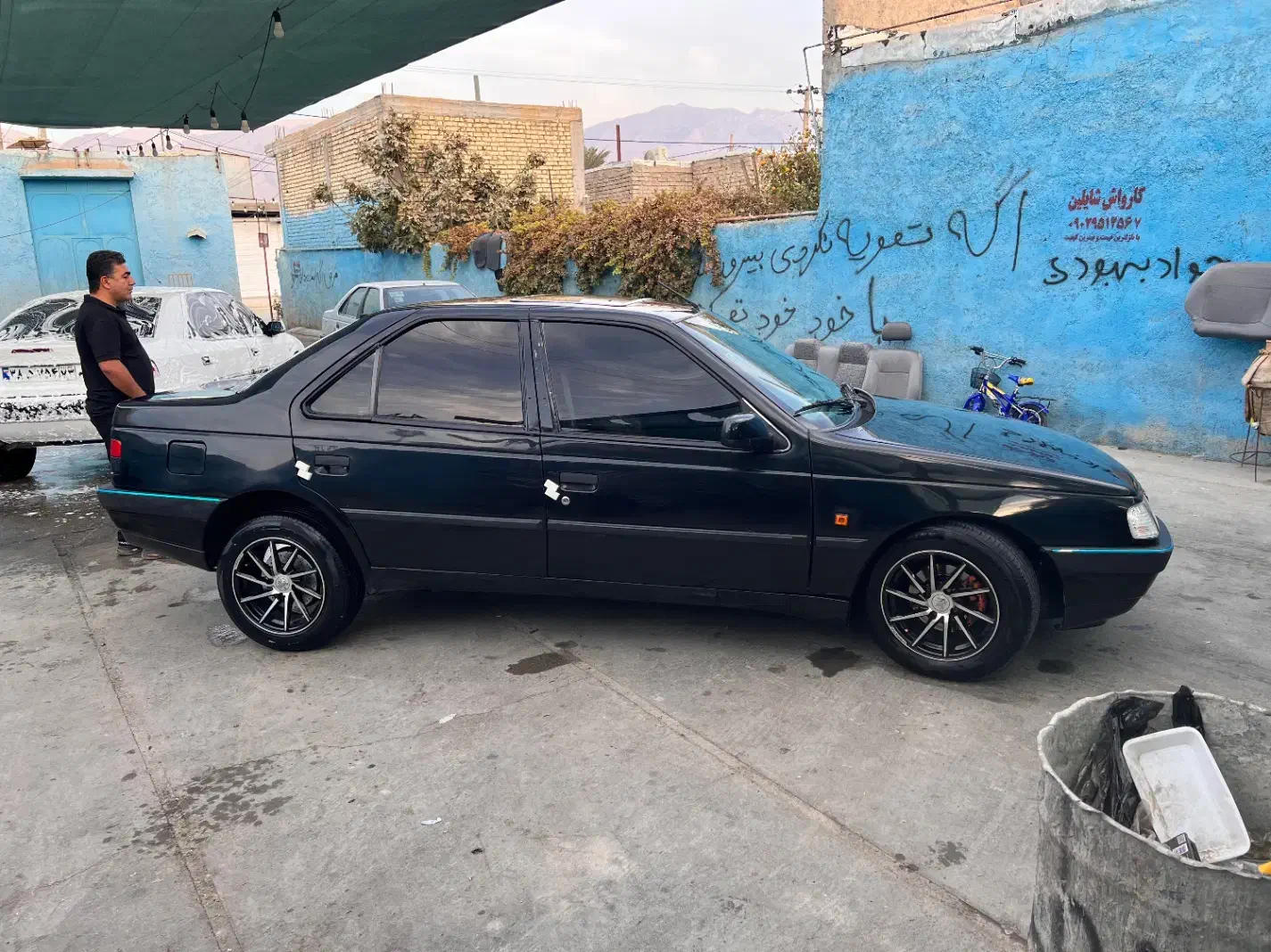 405 مشکی در حد|خودرو سواری و وانت|داراب, |دیوار
