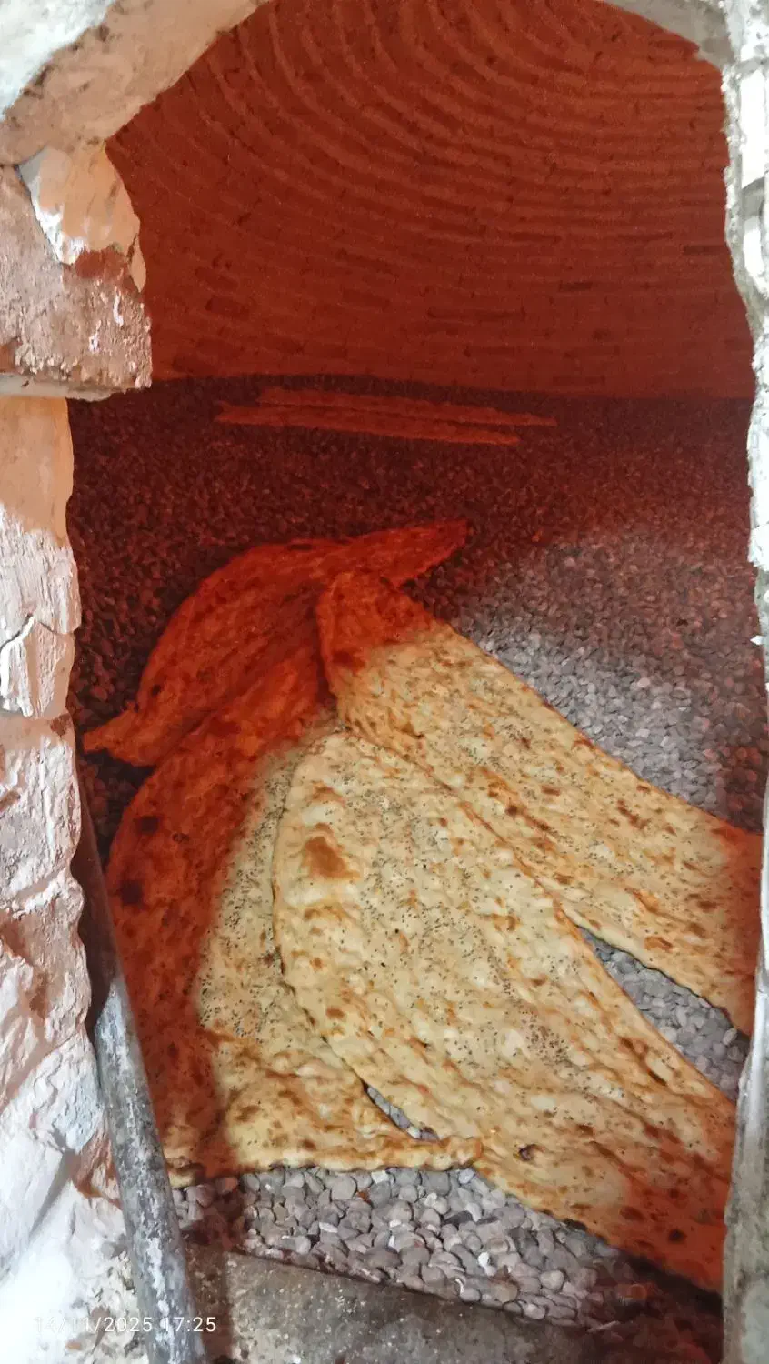 نان سنگک سنتی بابهترین کیفیت سفارشات پذیرفته میشود|خدمات پذیرایی، مراسم|نوشهر, |دیوار