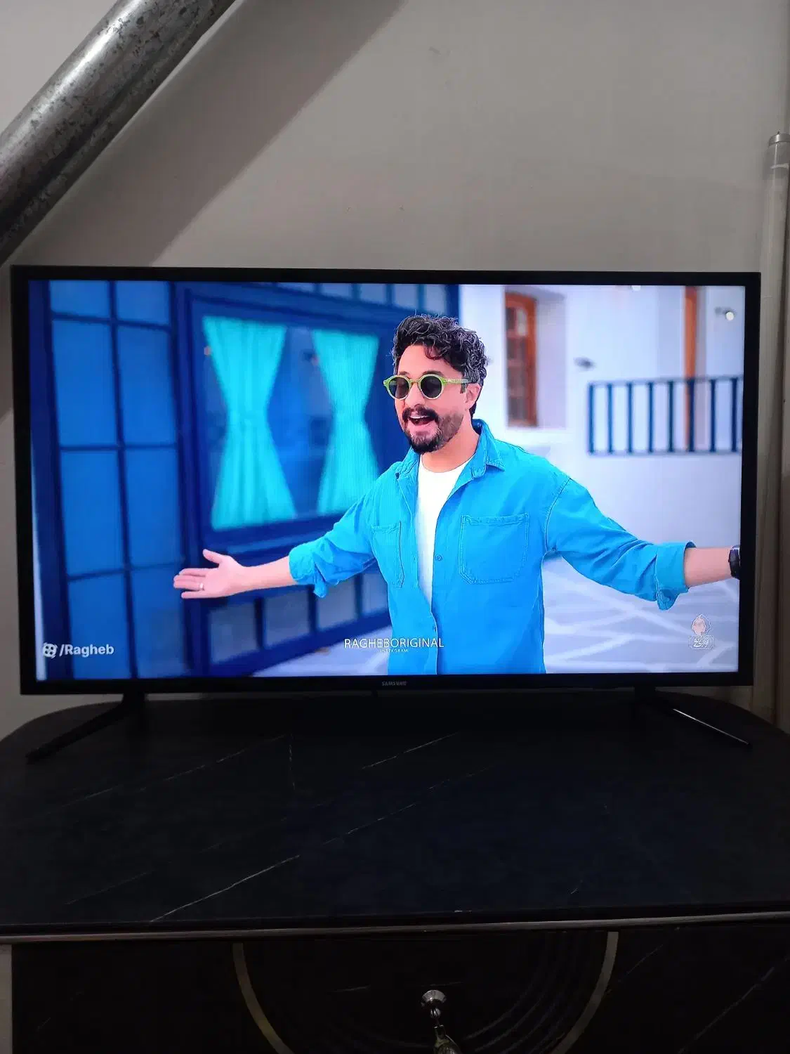 تلویزیون(LED)سامسونگ40اینچ|تلویزیون و پروژکتور|اندیشه, اندیشه فاز ۱|دیوار