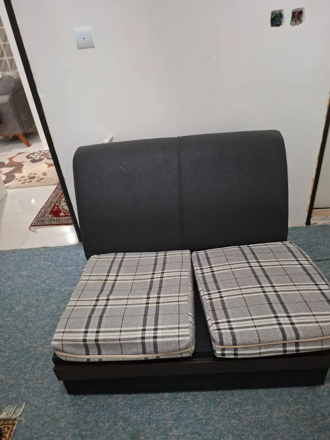 فروش مبل راحتی مناسب باغ|مبلمان خانگی و میز عسلی|چهارباغ, |دیوار