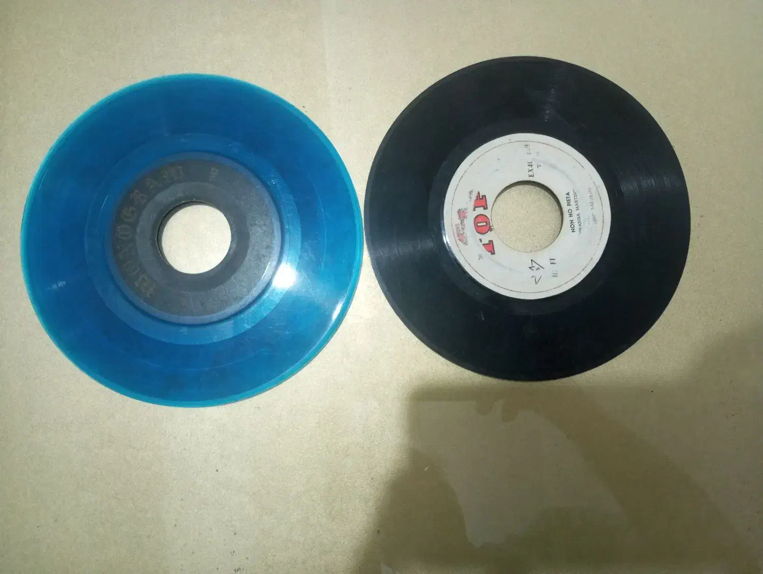 ۵۲ عدد صفحه گرام|کلکسیون اشیاء عتیقه|مشهد, کوثر|دیوار