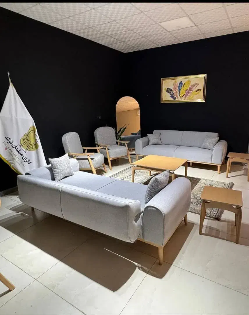 مبل‌های باکیفیت عالی از ۲۰ تکه به بالا/(مبل روشنا|مبلمان خانگی و میز عسلی|لشت نشا, |دیوار