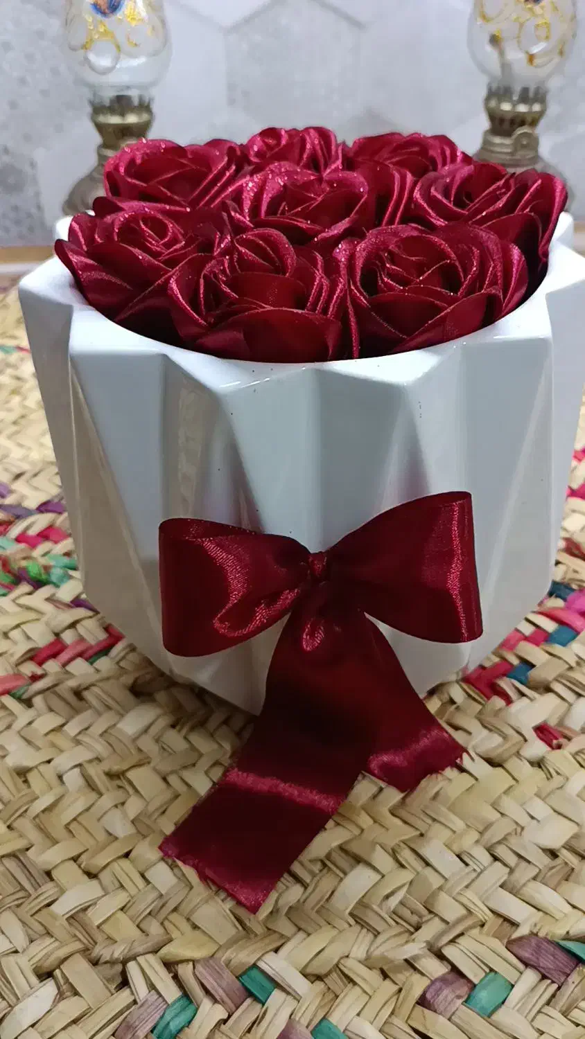 گل رز روبانی|گل مصنوعی|رشت, توشیبا|دیوار