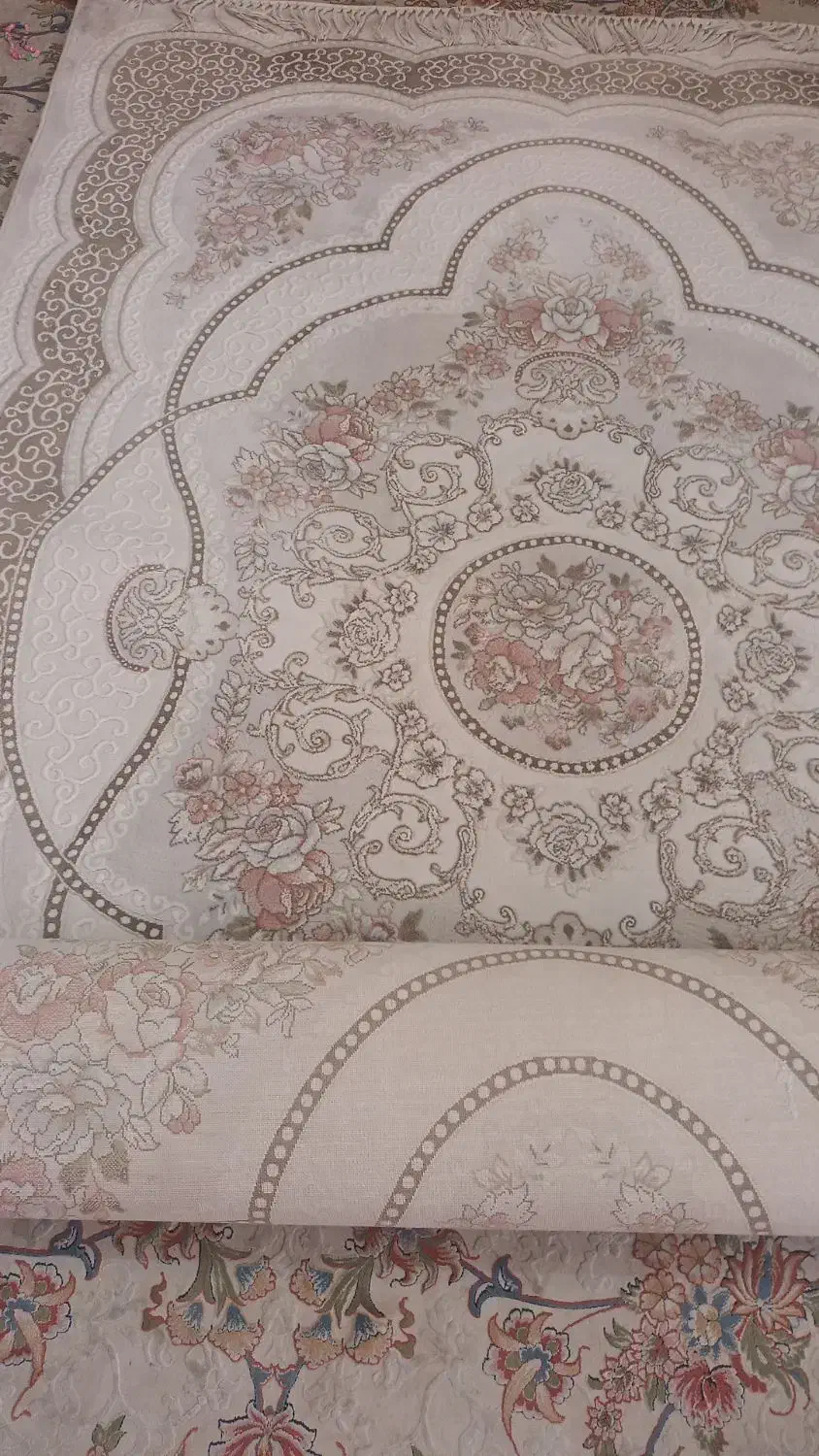 فرش گاسپین ۴ متری  حوله ای ونرم تمیز وشسته شد|فرش|تهران, تهرانسر مرکزی|دیوار