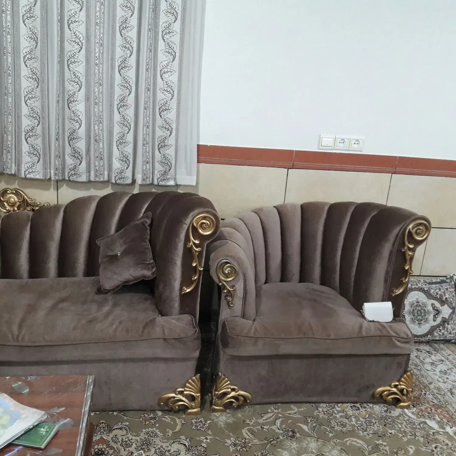 مبل ۷نفره درحد نو|مبلمان خانگی و میز عسلی|شازند, |دیوار