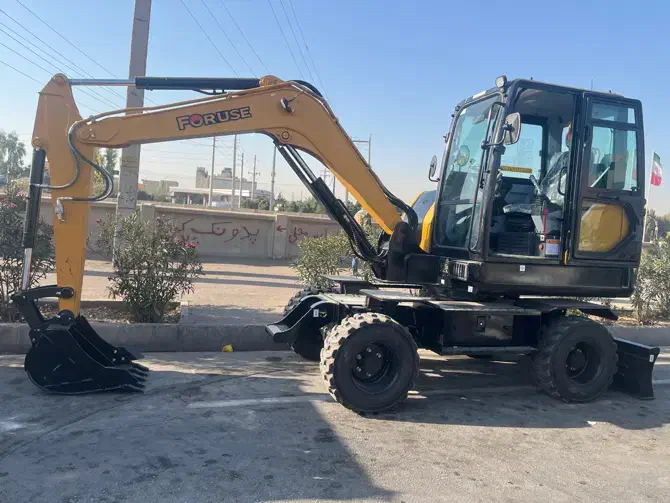 خدمات مینی بیل خاکبرداری حمل نخاله خاور بابکت|خدمات حمل و نقل|شیراز, پودنک|دیوار