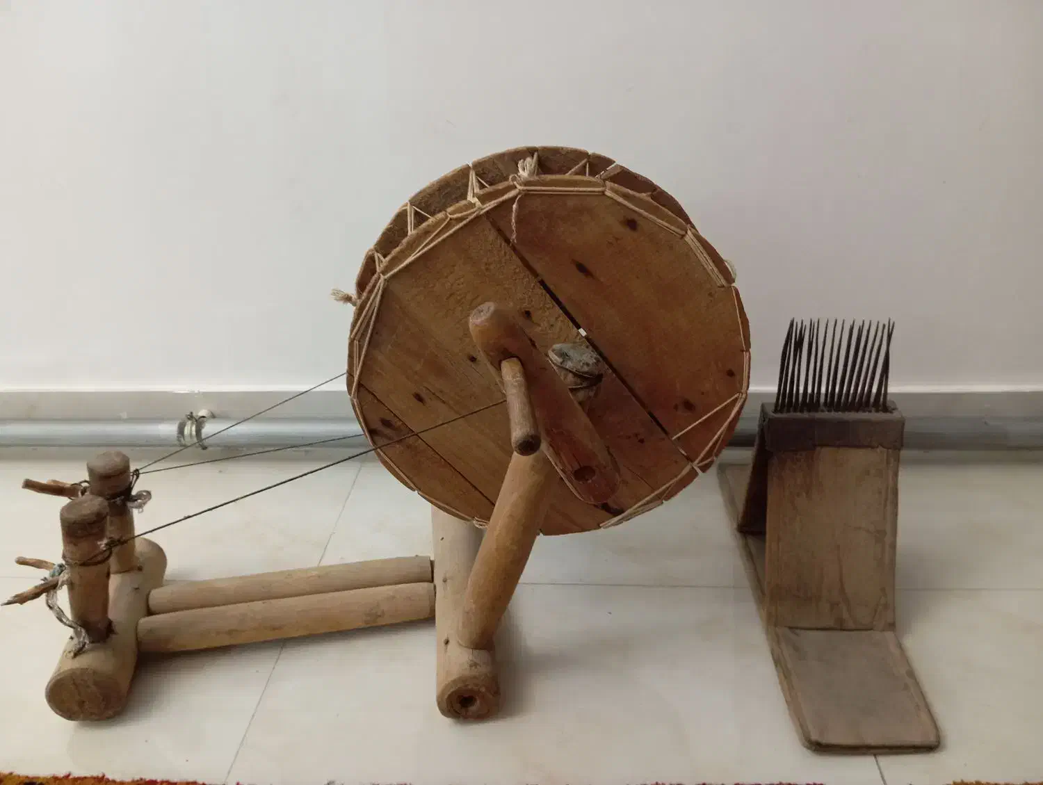 جهره و یون دراقی|چرخ خیاطی و ریسندگی|تبریز, |دیوار