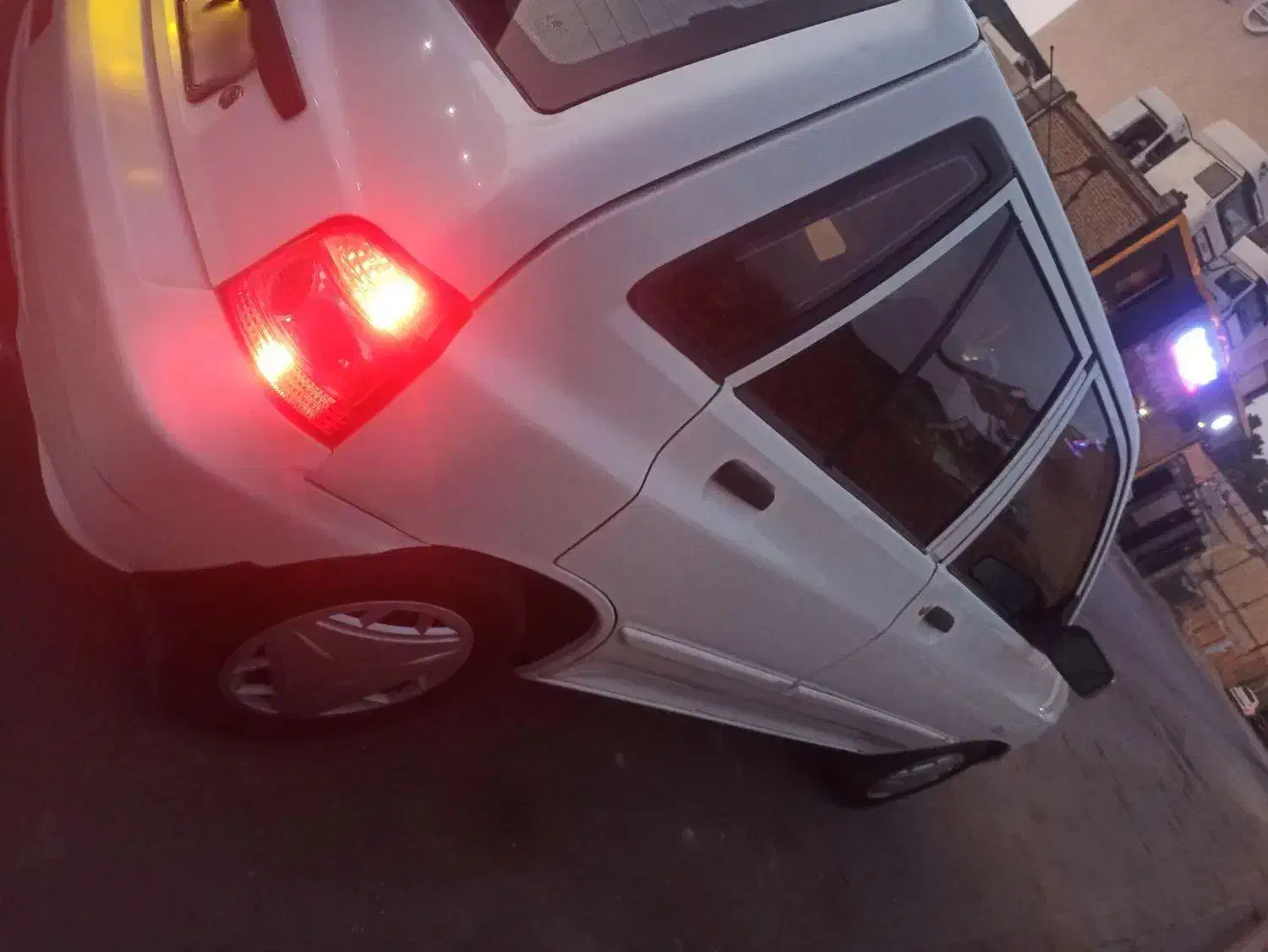 111مدل 93 سالم|خودرو سواری و وانت|مشهد, مصلی (کارمندان اول)|دیوار