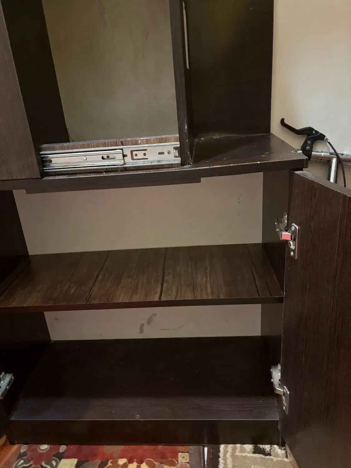 جا کفشی اینه دارچند کاره و سالم|جاکفشی، کمد، دراور|تهران, امام زاده عبدالله|دیوار