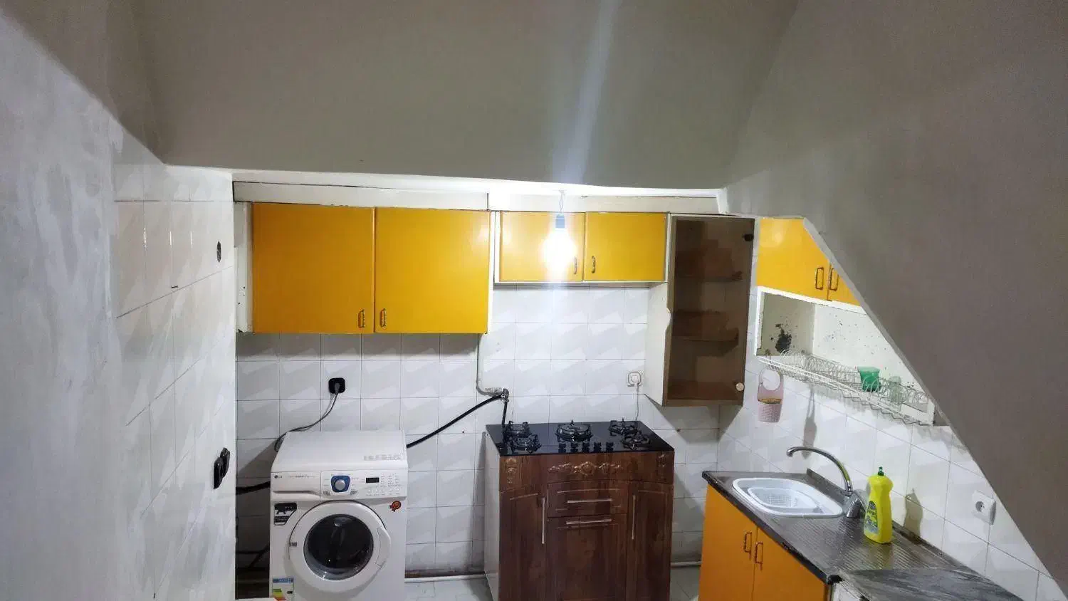 خوابگاه دخترانه آوینا(خیابان فاطمی)|اجارهٔ کوتاه‌مدت آپارتمان و سوئیت|تهران, فاطمی|دیوار