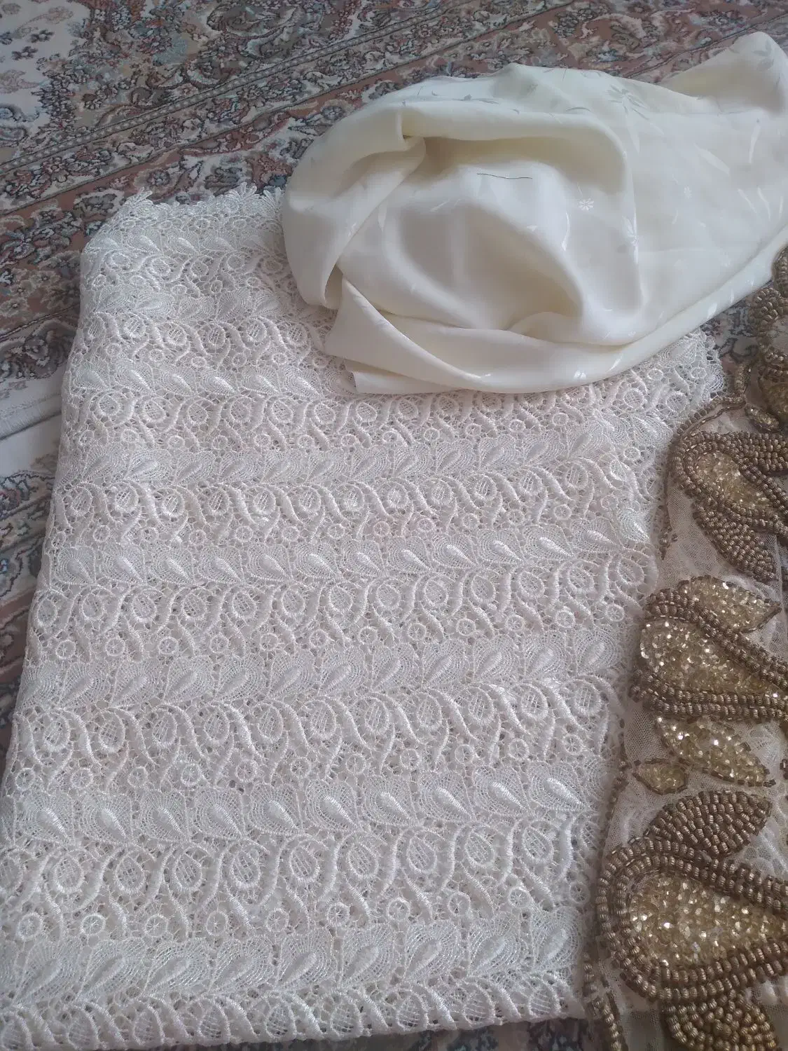 پارچه گیپور|لباس|خمین, |دیوار