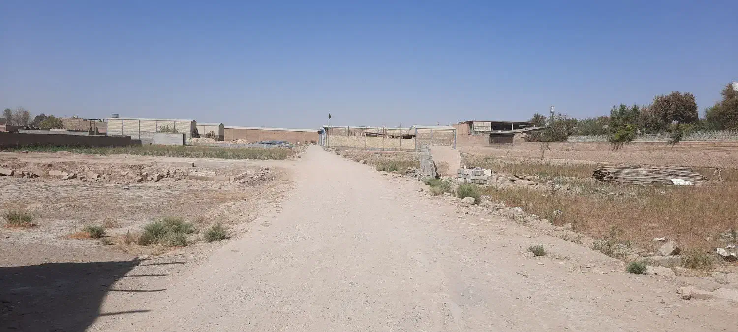 زمین جای سوله و کارگاه درچه زیر قیمت|فروش زمین و ملک کلنگی|خمینی‌شهر, |دیوار