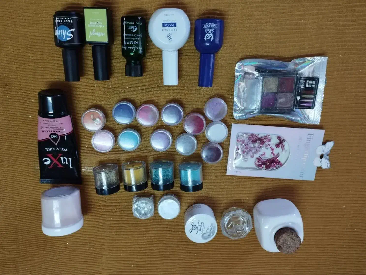 لوازم ناخن|آرایشگاه و سالنهای زیبایی|اسلامشهر, مظفریه|دیوار