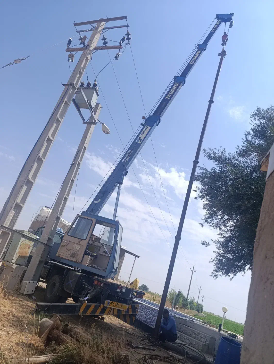 جرثقیل 7 تن جهت کار|خدمات حمل و نقل|کبودرآهنگ, |دیوار