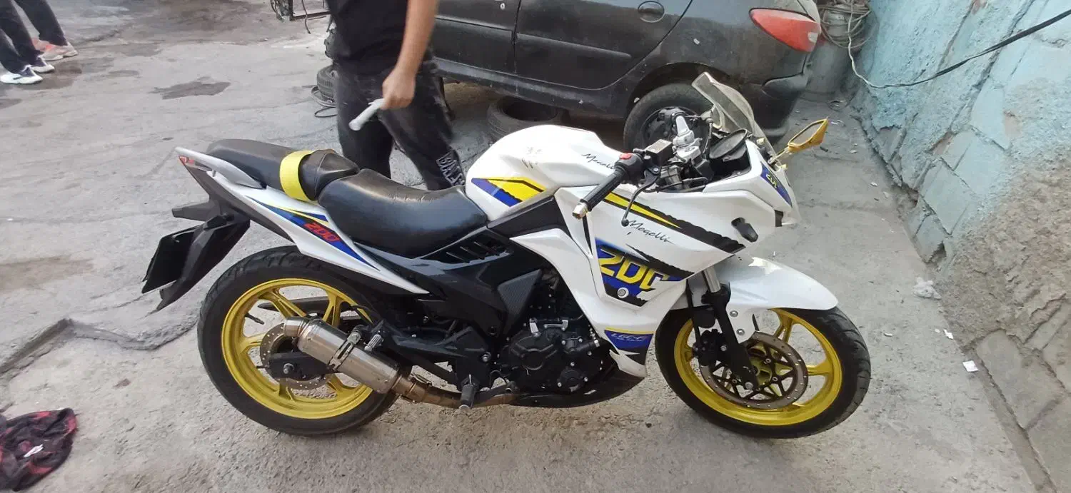 مگلی ۲۰۰ مدل ۱۴۰۱|موتورسیکلت|فردیس, شهرک شهید حسینی|دیوار