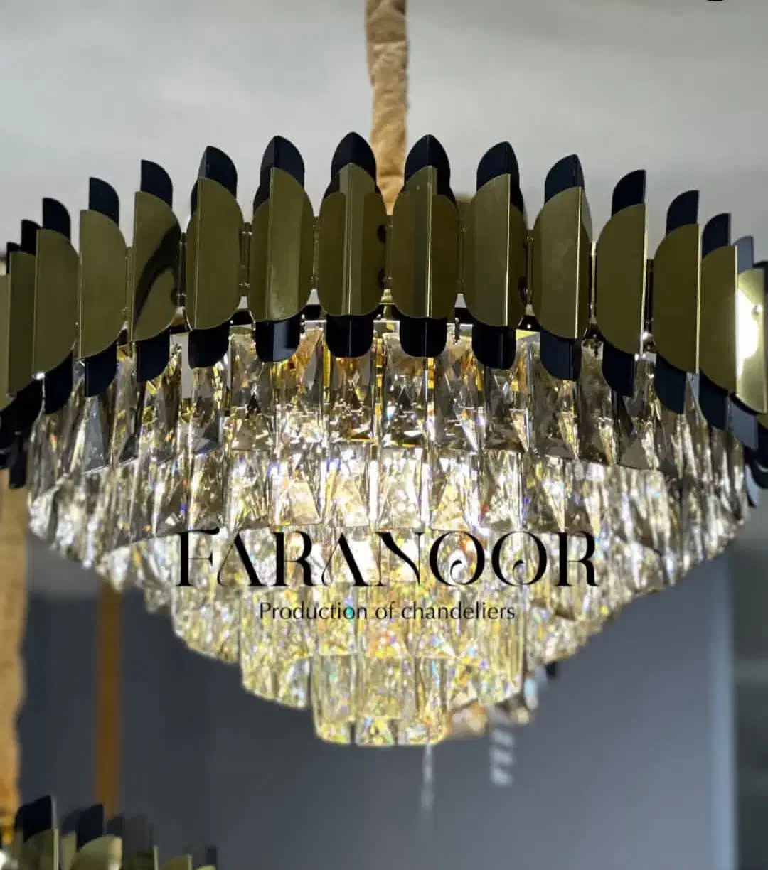 لوستر فوق‌العاده زیبا و لاکچری|لوستر و چراغ آویز|مسجد سلیمان, |دیوار