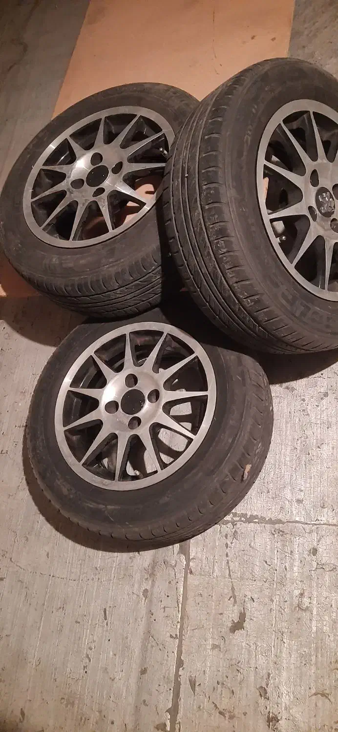 رینگ ۱۵ با رینگ ۱۴|قطعات یدکی و لوازم جانبی|تهران, خاک سفید|دیوار