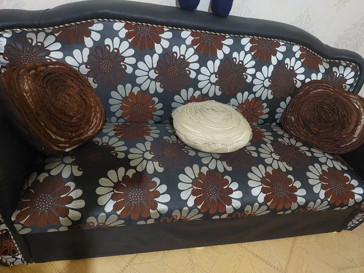 مبلمان|مبلمان خانگی و میز عسلی|رشت, دیلمان|دیوار