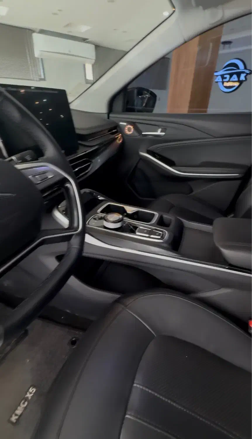 کی ام سی(kmc) ایکس۵(x5)مدل ۱۴۰۳ مشکی|خودرو سواری و وانت|اصفهان, آبشار|دیوار