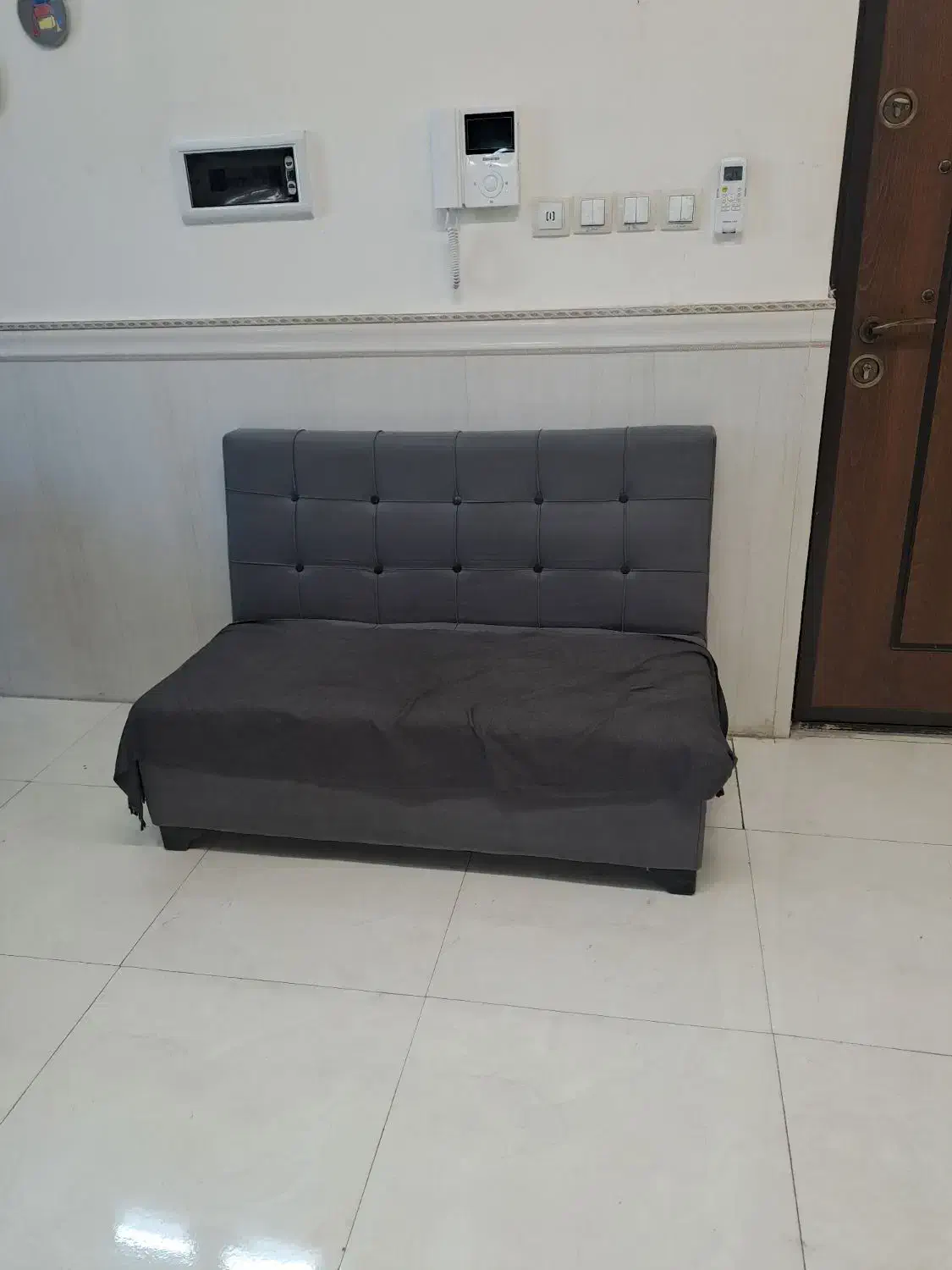 وسایل سالن زیبایی|آرایشگاه و سالن‌های زیبایی|قزوین, |دیوار