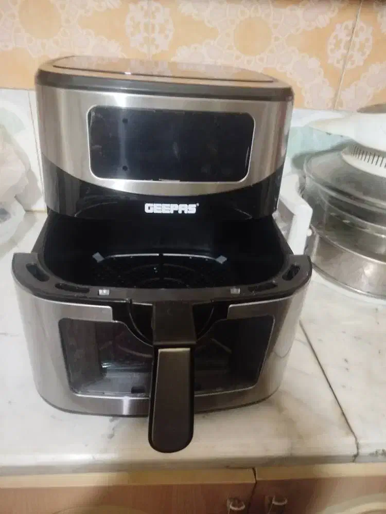 سرخکن ۹لیتری ۵۵۰۰|اجاق گاز و لوازم برقی پخت‌وپز|سراوان, |دیوار