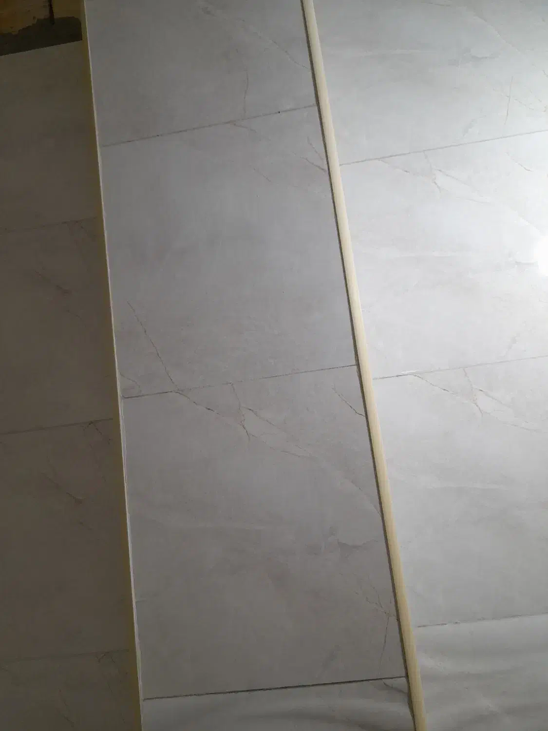 کاشیکاری/سرامیک/قرنیز/باسازی سرویسها|خدمات پیشه و مهارت|اندیشه, اندیشه فاز ۱|دیوار