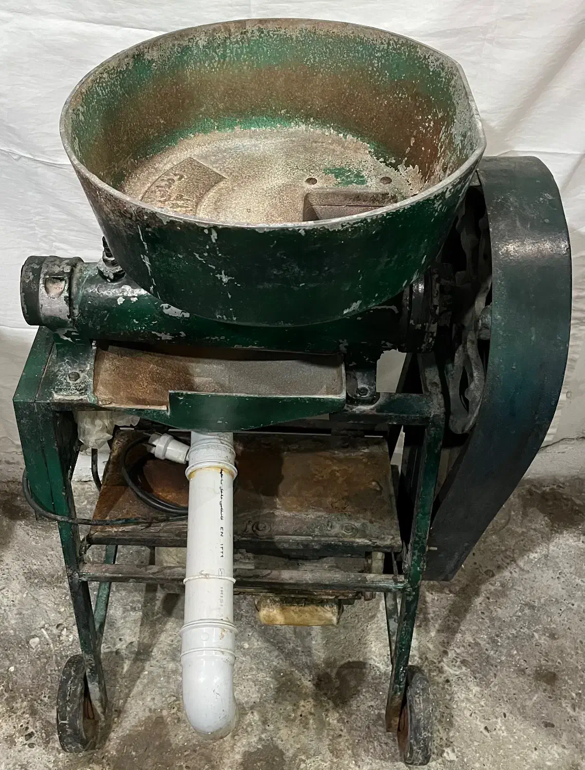 دستگاه آب میوه گیر صنعتی|ماشین‌آلات صنعتی|بابل, |دیوار